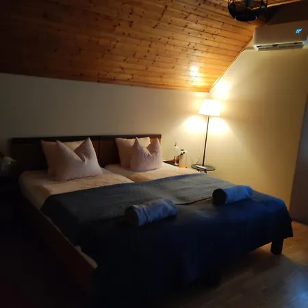 Villart Vendeghaz Guest house Keszthely