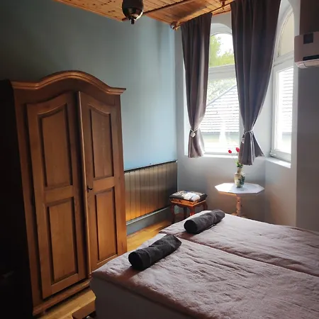 Guest house Villart Vendeghaz 3*
